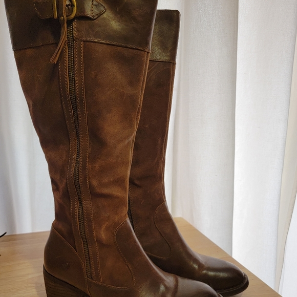 Børn Cast Knee High Boot - Picture 2 of 5